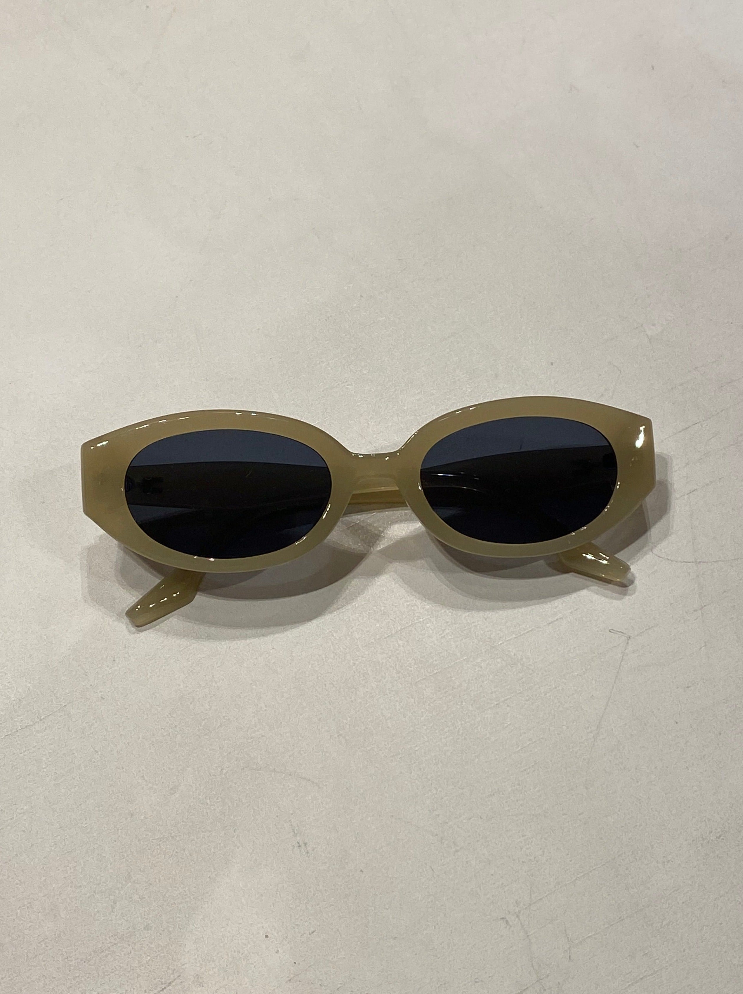 Ivy Sunglasses - Pistachio